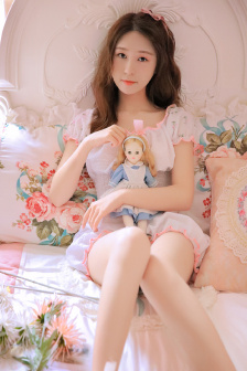 校长体育老师共玩校花